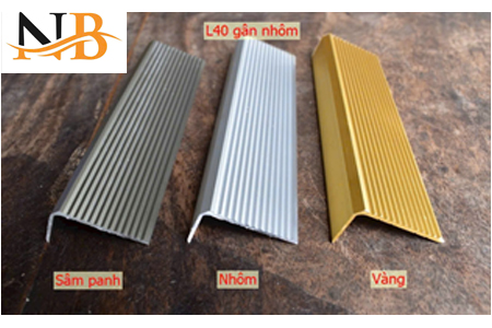 NẸP NHÔM L20*4OMM GÂN